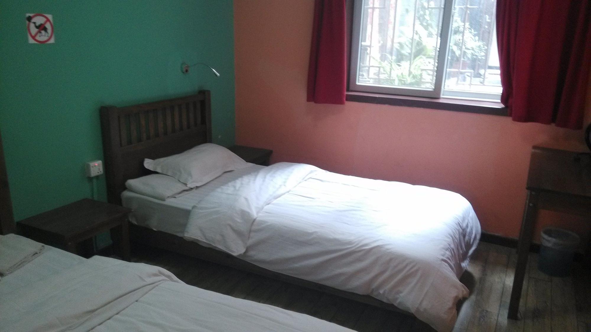 Beijing Lucky Family Hostel Dış mekan fotoğraf